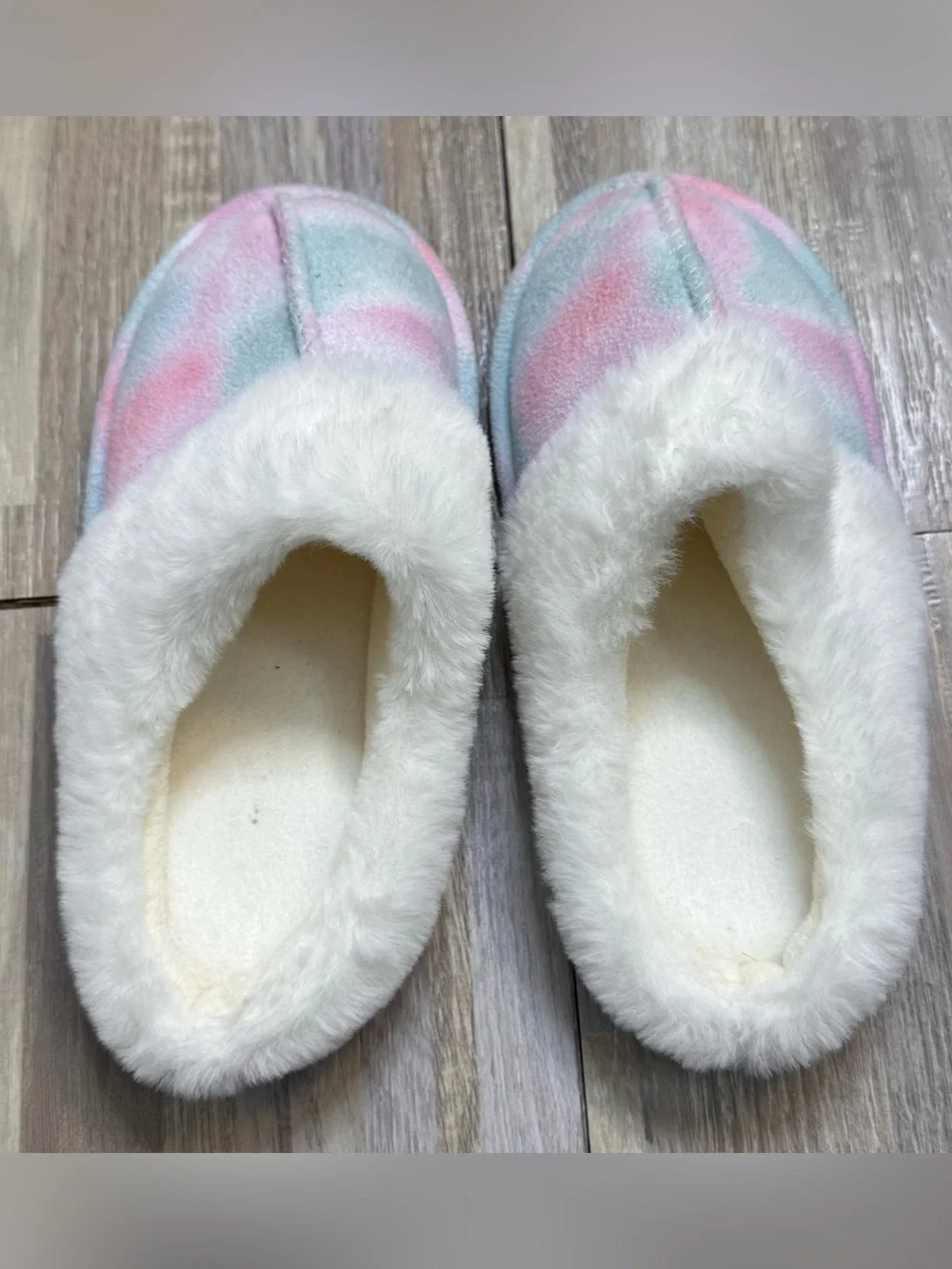 Little Girl Fuzzy Pastel Tie-Dye Cozy House Slippers Size Youth 13-1